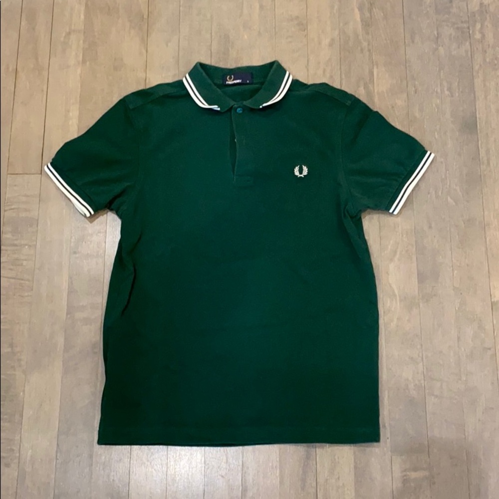 Fred Perry Twin-Tipped Green Men’s Small Slim Polo